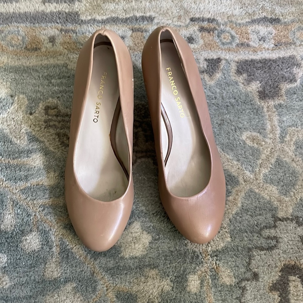 Franco Sarto wedge heal size 8